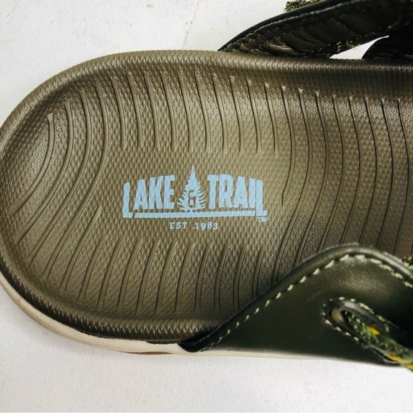 NWOT Lake & Trail Bailey green & yellow slip on sandals SZ 9M  RR1 - Picture 8 of 11